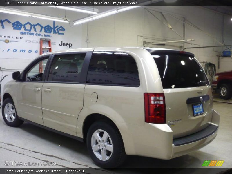 White Gold Pearl / Dark Slate Gray/Light Shale 2010 Dodge Grand Caravan SE