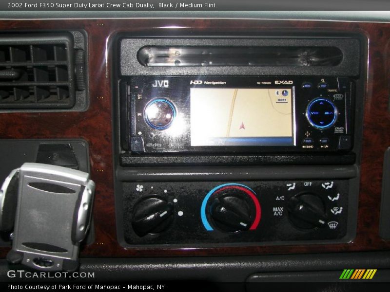 Black / Medium Flint 2002 Ford F350 Super Duty Lariat Crew Cab Dually