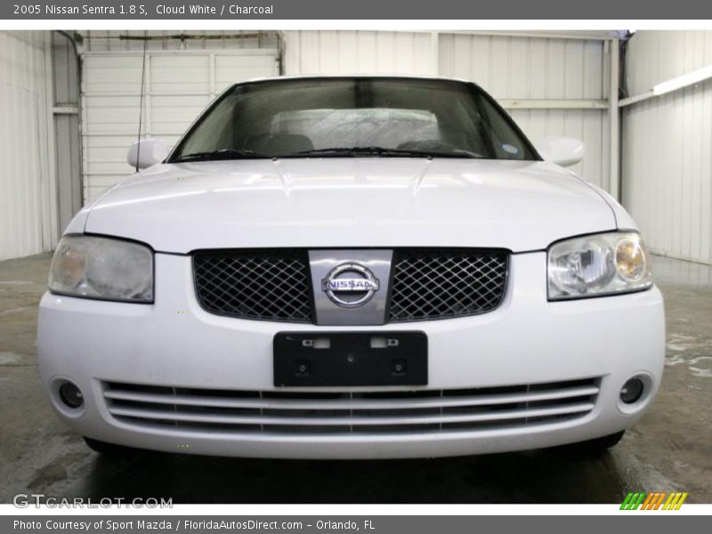 Cloud White / Charcoal 2005 Nissan Sentra 1.8 S