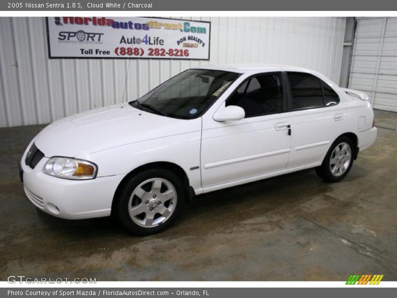 Cloud White / Charcoal 2005 Nissan Sentra 1.8 S