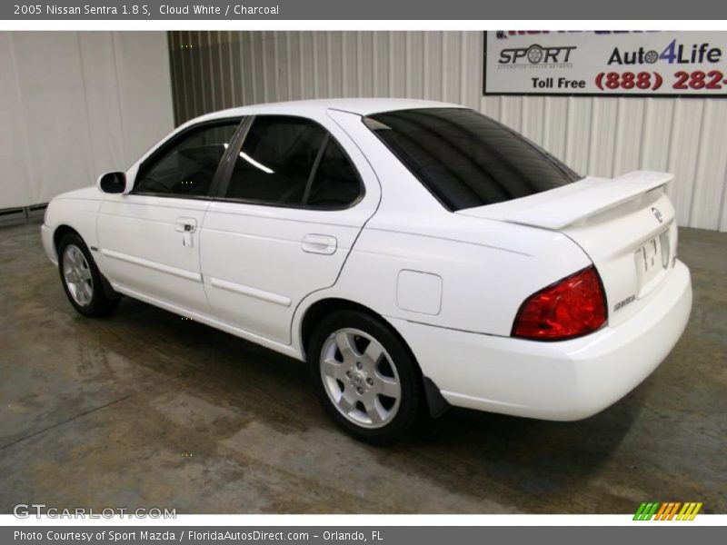 Cloud White / Charcoal 2005 Nissan Sentra 1.8 S