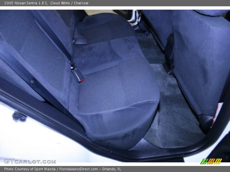 Cloud White / Charcoal 2005 Nissan Sentra 1.8 S