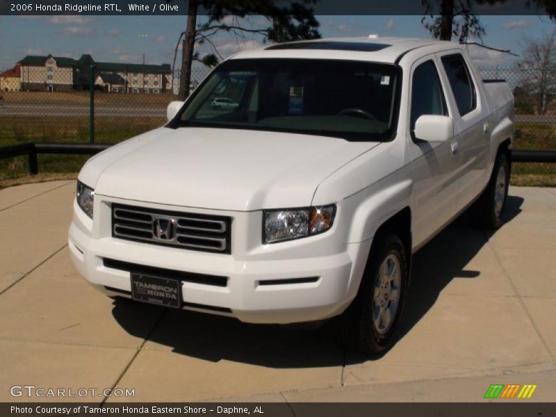 White / Olive 2006 Honda Ridgeline RTL