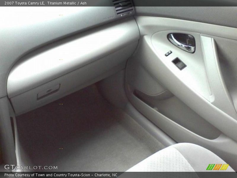 Titanium Metallic / Ash 2007 Toyota Camry LE
