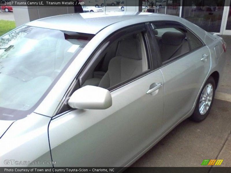 Titanium Metallic / Ash 2007 Toyota Camry LE