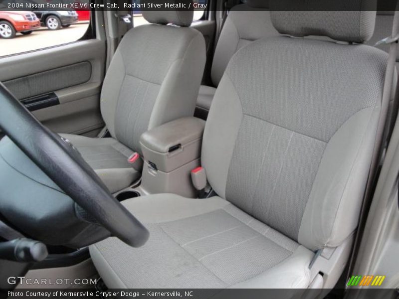 Radiant Silver Metallic / Gray 2004 Nissan Frontier XE V6 Crew Cab