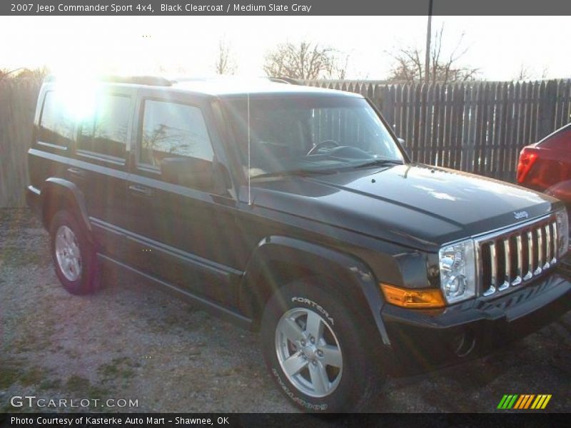 Black Clearcoat / Medium Slate Gray 2007 Jeep Commander Sport 4x4
