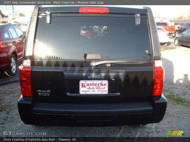 Black Clearcoat / Medium Slate Gray 2007 Jeep Commander Sport 4x4