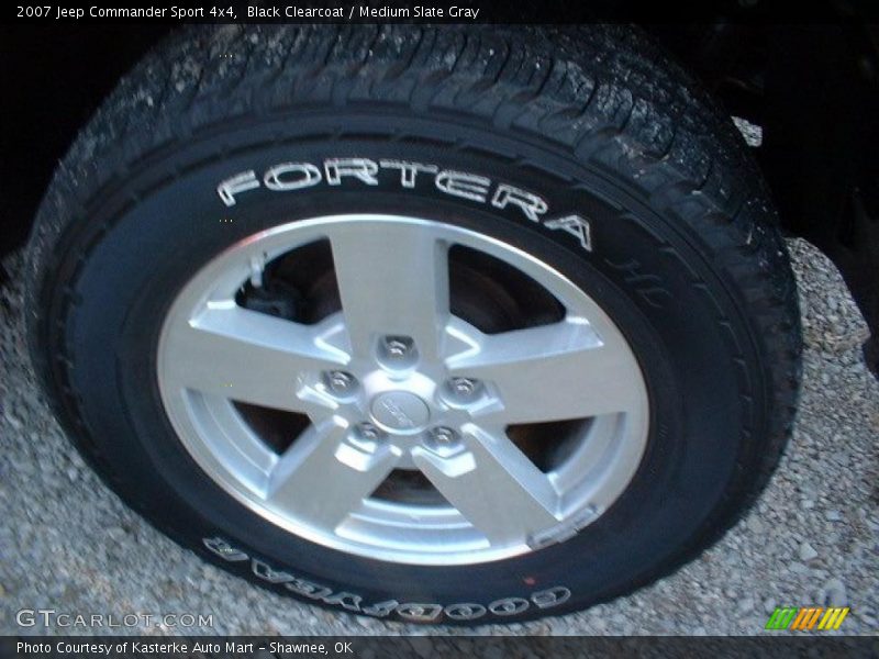Black Clearcoat / Medium Slate Gray 2007 Jeep Commander Sport 4x4