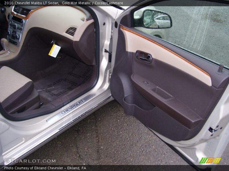 Gold Mist Metallic / Cocoa/Cashmere 2010 Chevrolet Malibu LT Sedan