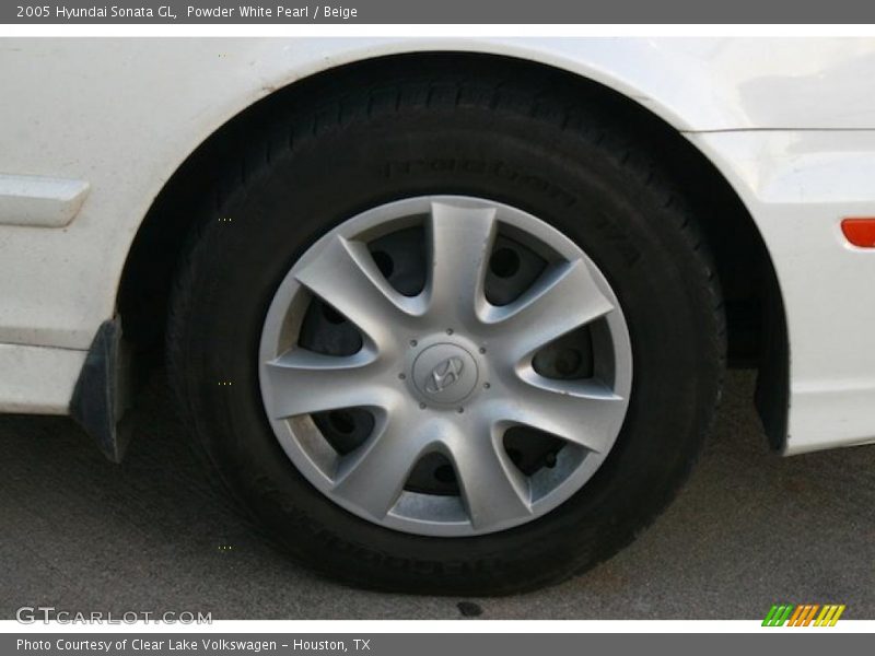 Powder White Pearl / Beige 2005 Hyundai Sonata GL