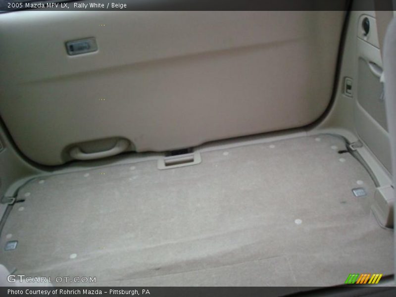 Rally White / Beige 2005 Mazda MPV LX