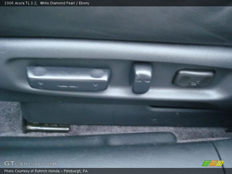 White Diamond Pearl / Ebony 2006 Acura TL 3.2