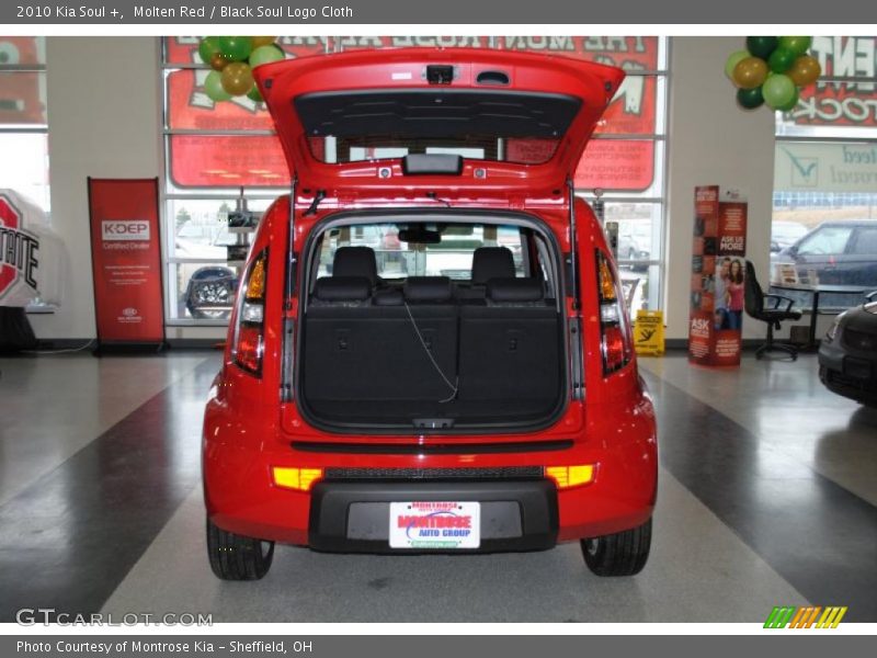 Molten Red / Black Soul Logo Cloth 2010 Kia Soul +