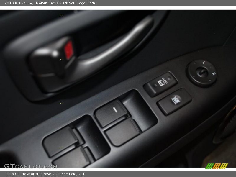 Molten Red / Black Soul Logo Cloth 2010 Kia Soul +