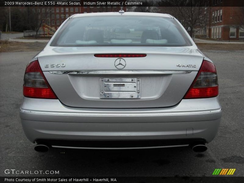 Iridium Silver Metallic / Cashmere 2009 Mercedes-Benz E 550 4Matic Sedan