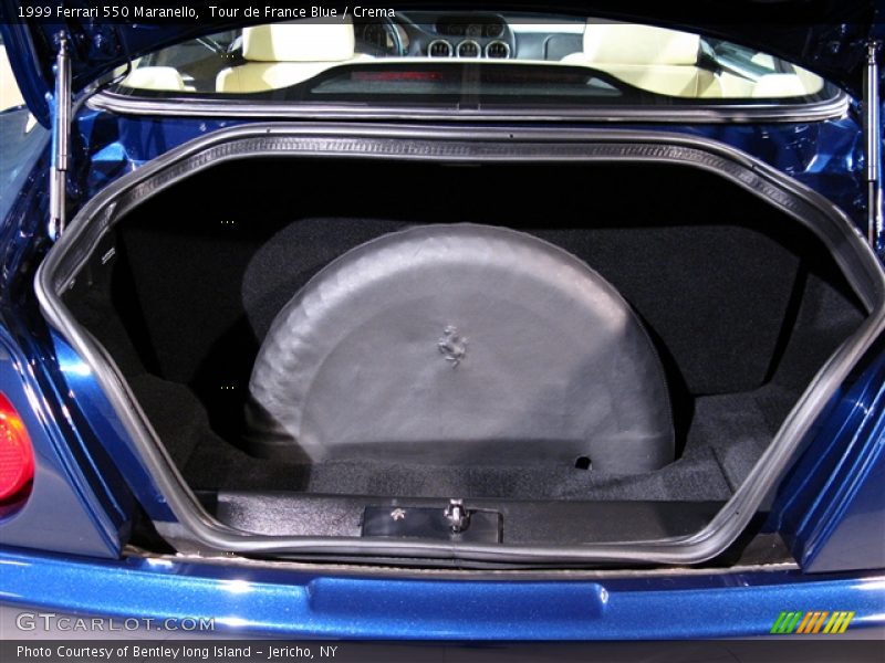 Tour de France Blue / Crema 1999 Ferrari 550 Maranello