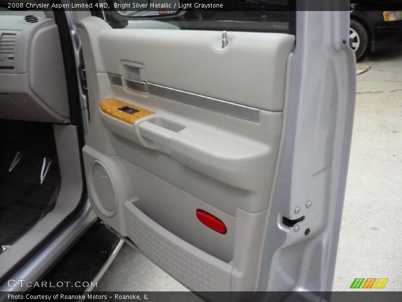 Bright Silver Metallic / Light Graystone 2008 Chrysler Aspen Limited 4WD