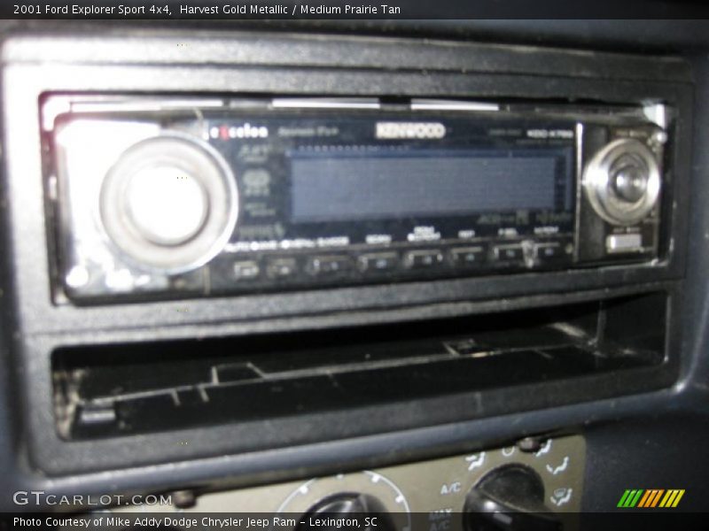 Harvest Gold Metallic / Medium Prairie Tan 2001 Ford Explorer Sport 4x4