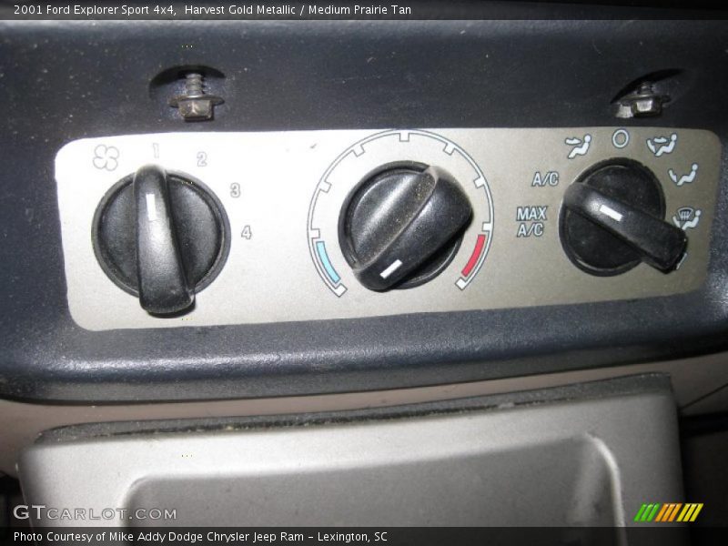 Harvest Gold Metallic / Medium Prairie Tan 2001 Ford Explorer Sport 4x4