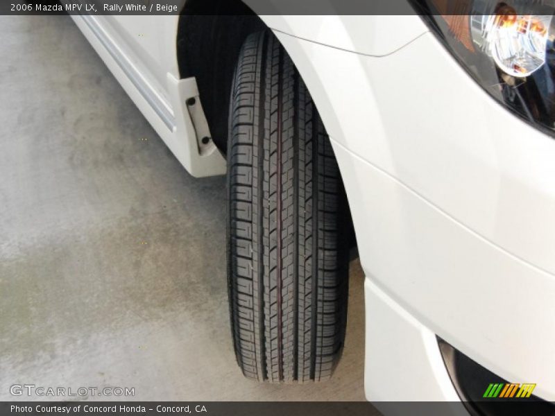 Rally White / Beige 2006 Mazda MPV LX