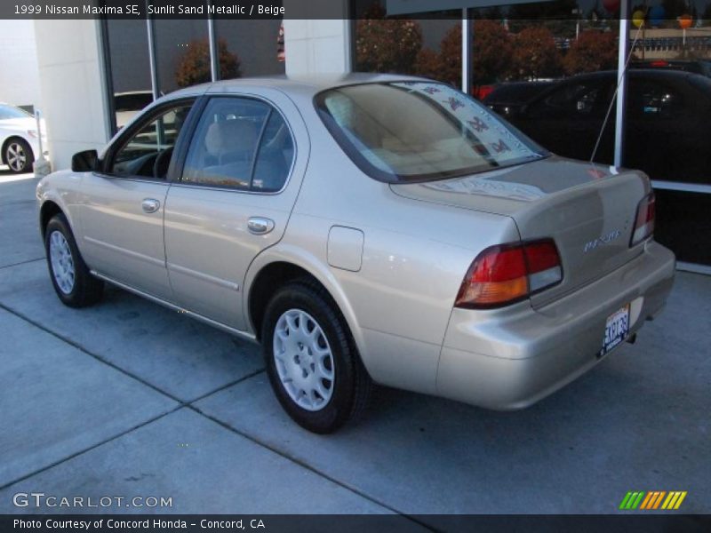 Sunlit Sand Metallic / Beige 1999 Nissan Maxima SE