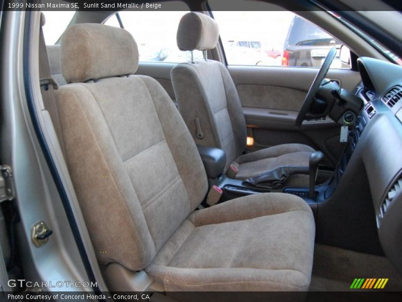 Sunlit Sand Metallic / Beige 1999 Nissan Maxima SE