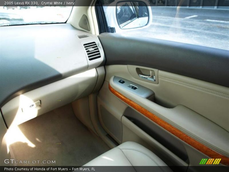 Crystal White / Ivory 2005 Lexus RX 330