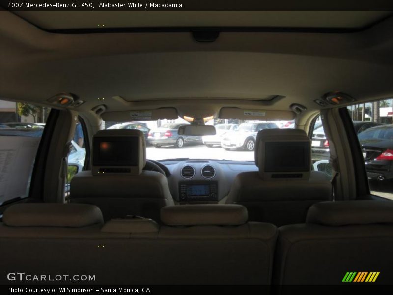 Alabaster White / Macadamia 2007 Mercedes-Benz GL 450