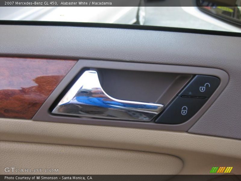 Alabaster White / Macadamia 2007 Mercedes-Benz GL 450