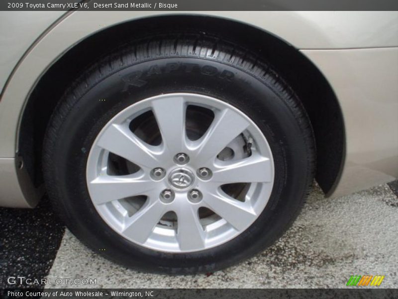 Desert Sand Metallic / Bisque 2009 Toyota Camry XLE V6