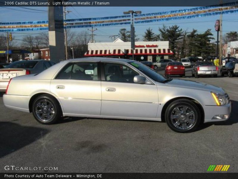 Light Platinum Metallic / Titanium 2006 Cadillac DTS Luxury