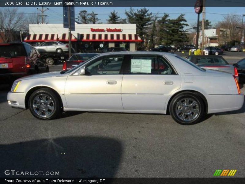 Light Platinum Metallic / Titanium 2006 Cadillac DTS Luxury