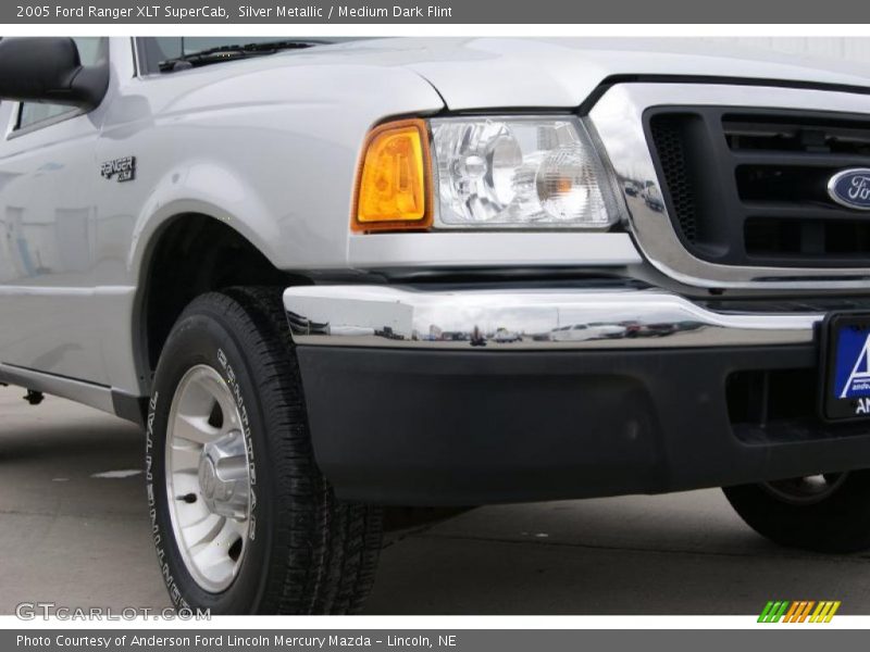 Silver Metallic / Medium Dark Flint 2005 Ford Ranger XLT SuperCab