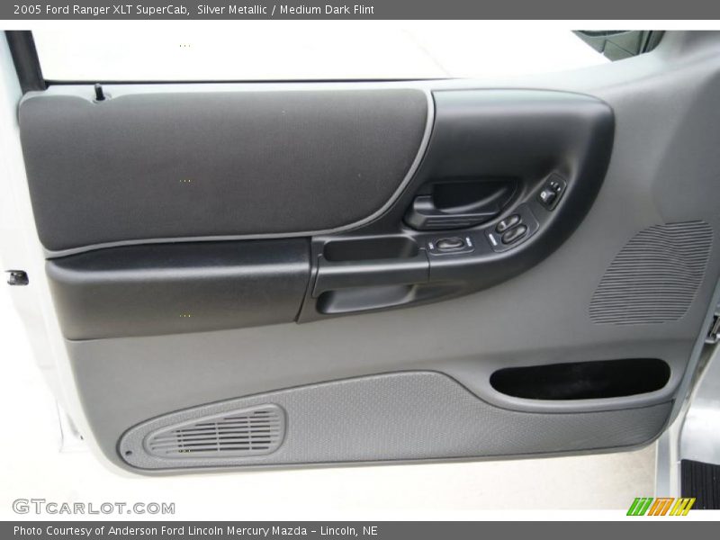 Silver Metallic / Medium Dark Flint 2005 Ford Ranger XLT SuperCab
