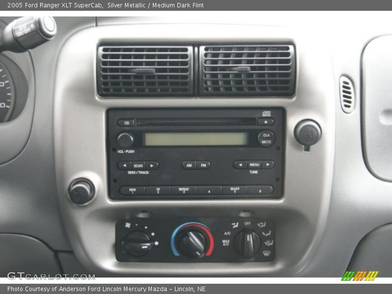 Silver Metallic / Medium Dark Flint 2005 Ford Ranger XLT SuperCab