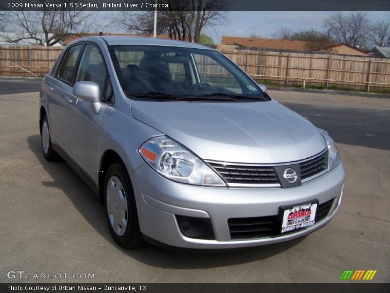 Brillant Silver / Charcoal 2009 Nissan Versa 1.8 S Sedan