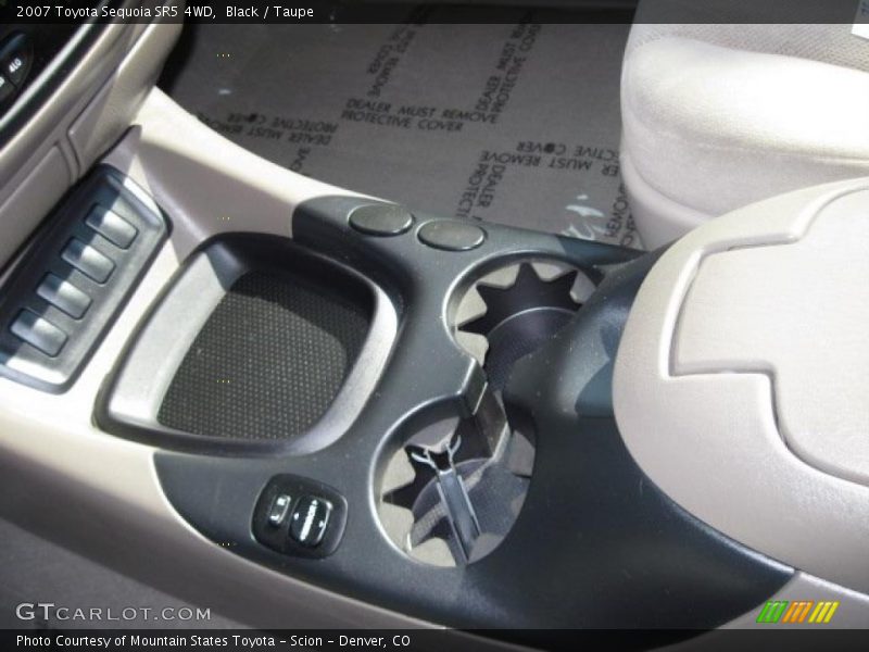 Black / Taupe 2007 Toyota Sequoia SR5 4WD