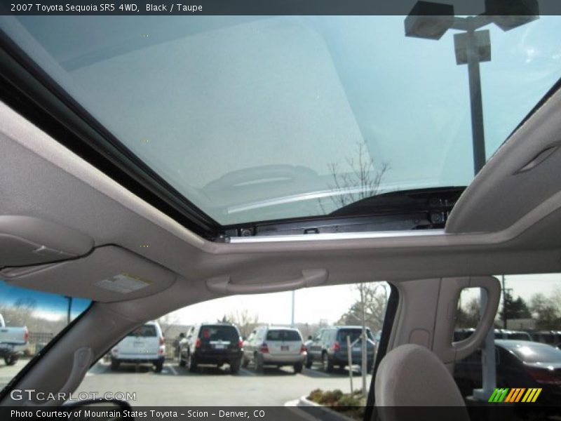 Black / Taupe 2007 Toyota Sequoia SR5 4WD