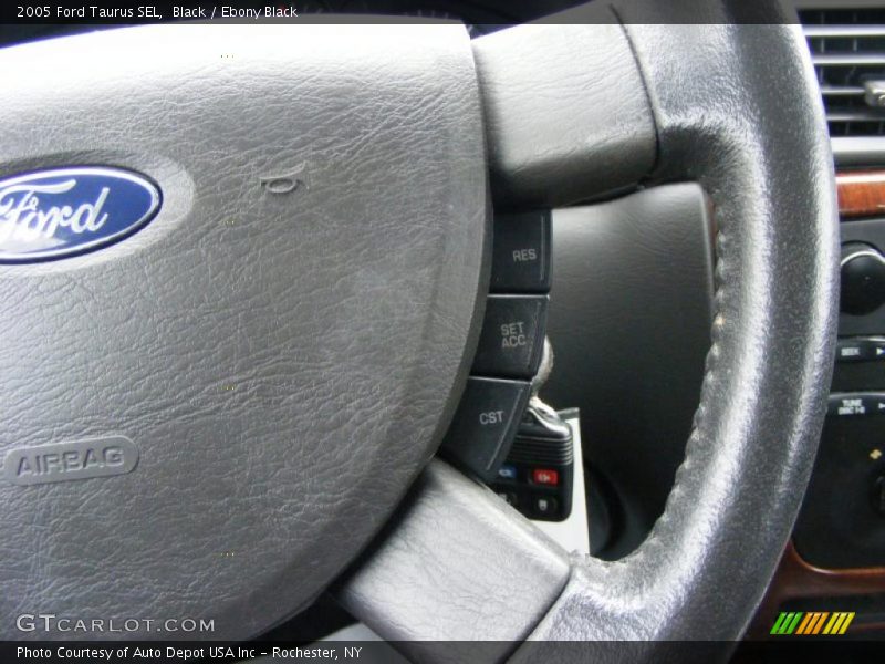 Black / Ebony Black 2005 Ford Taurus SEL