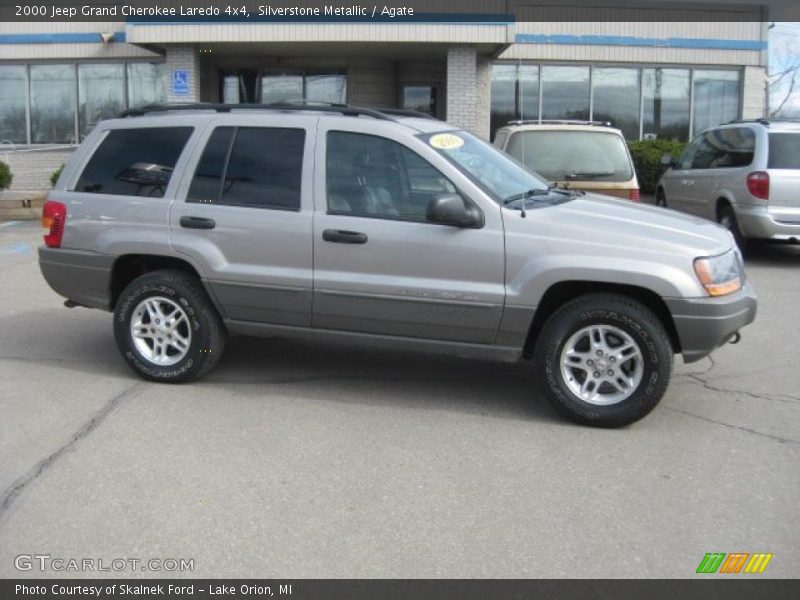 Silverstone Metallic / Agate 2000 Jeep Grand Cherokee Laredo 4x4