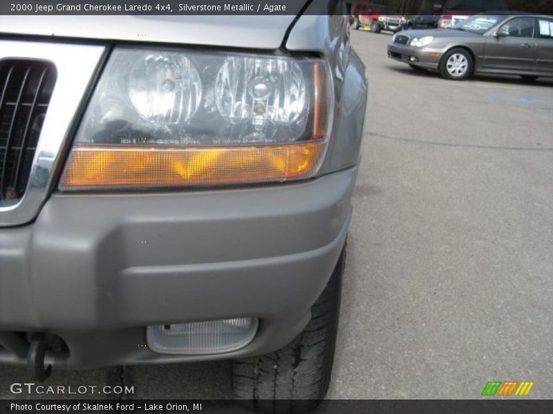 Silverstone Metallic / Agate 2000 Jeep Grand Cherokee Laredo 4x4