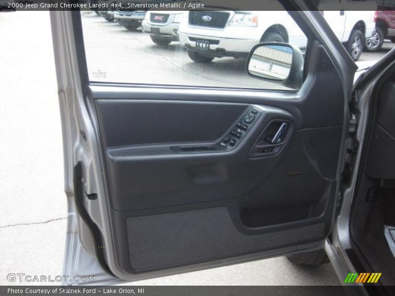Silverstone Metallic / Agate 2000 Jeep Grand Cherokee Laredo 4x4