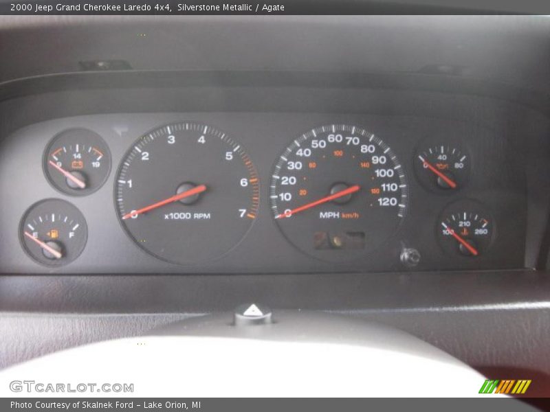 Silverstone Metallic / Agate 2000 Jeep Grand Cherokee Laredo 4x4