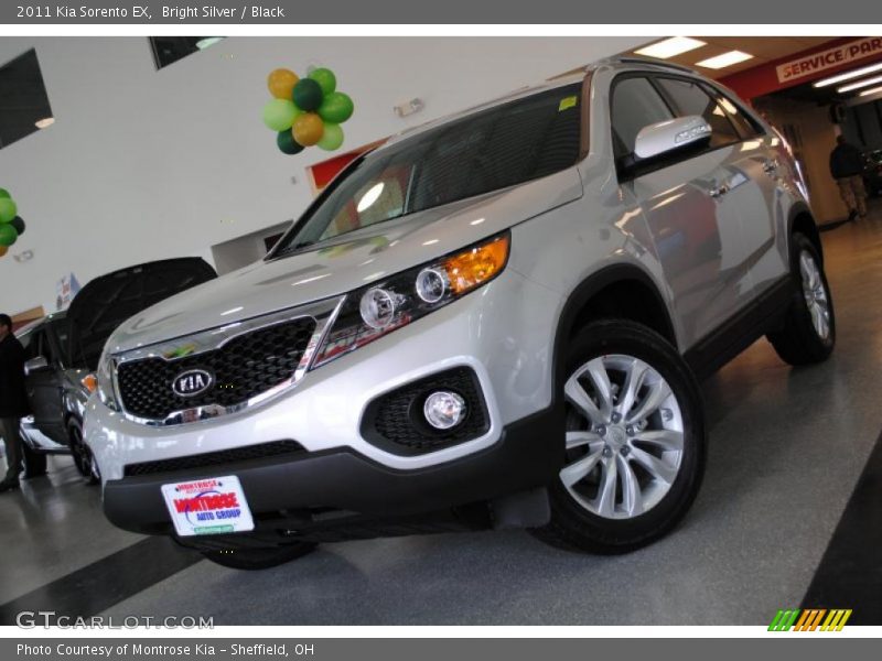Bright Silver / Black 2011 Kia Sorento EX