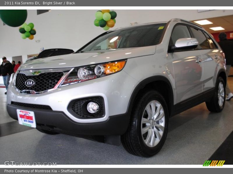 Bright Silver / Black 2011 Kia Sorento EX