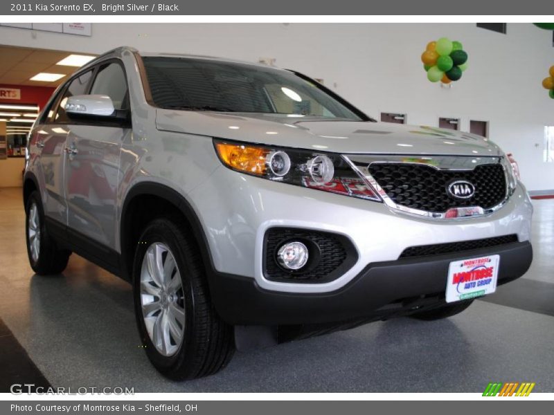 Bright Silver / Black 2011 Kia Sorento EX
