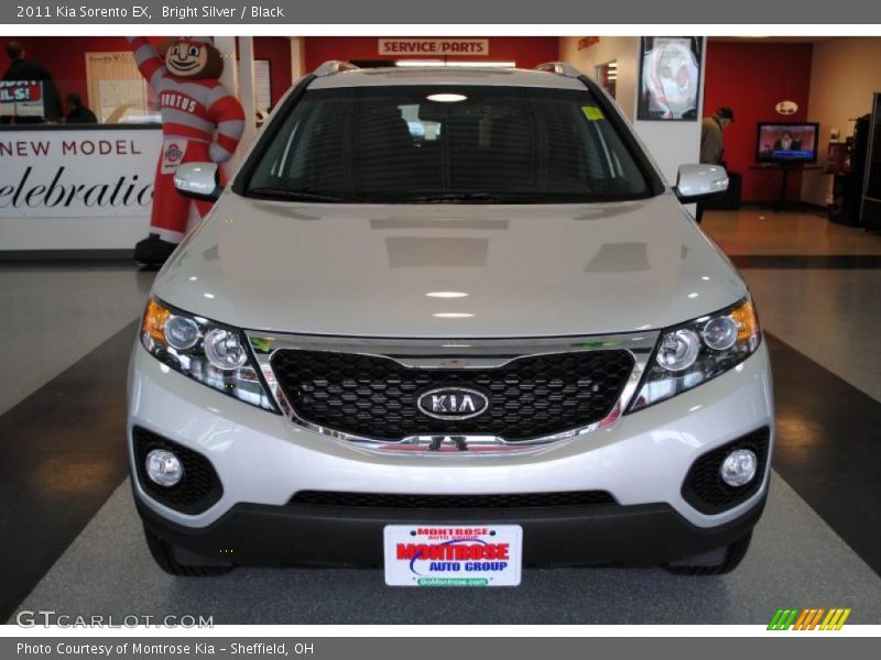 Bright Silver / Black 2011 Kia Sorento EX