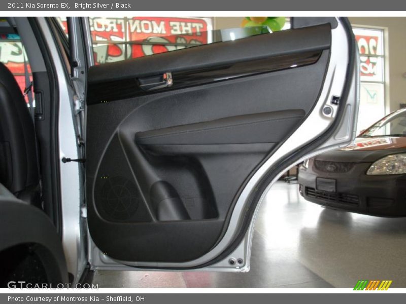 Bright Silver / Black 2011 Kia Sorento EX