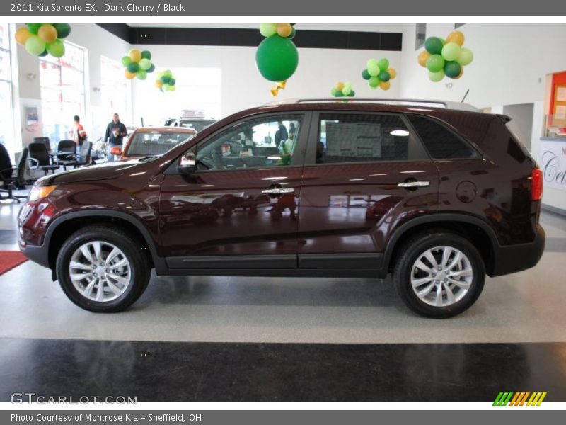 Dark Cherry / Black 2011 Kia Sorento EX